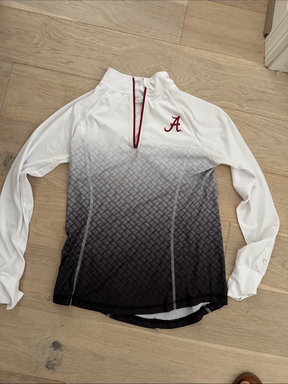 Women’s Colosseum White to Black Gradient Quarter-Zip with Crimson 'A'